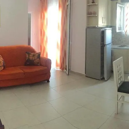 Ksamil Rooms B&B 3*