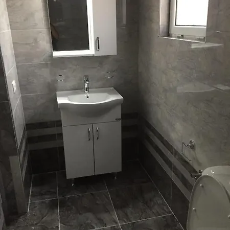 Ksamil Rooms 3*